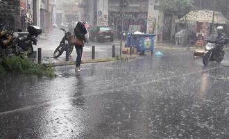 ισχυρές βροχές και καταιγίδες