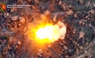 Δύο ρωσικά πυροβόλα καταστρέφονται από ουκρανικό Excalibur
