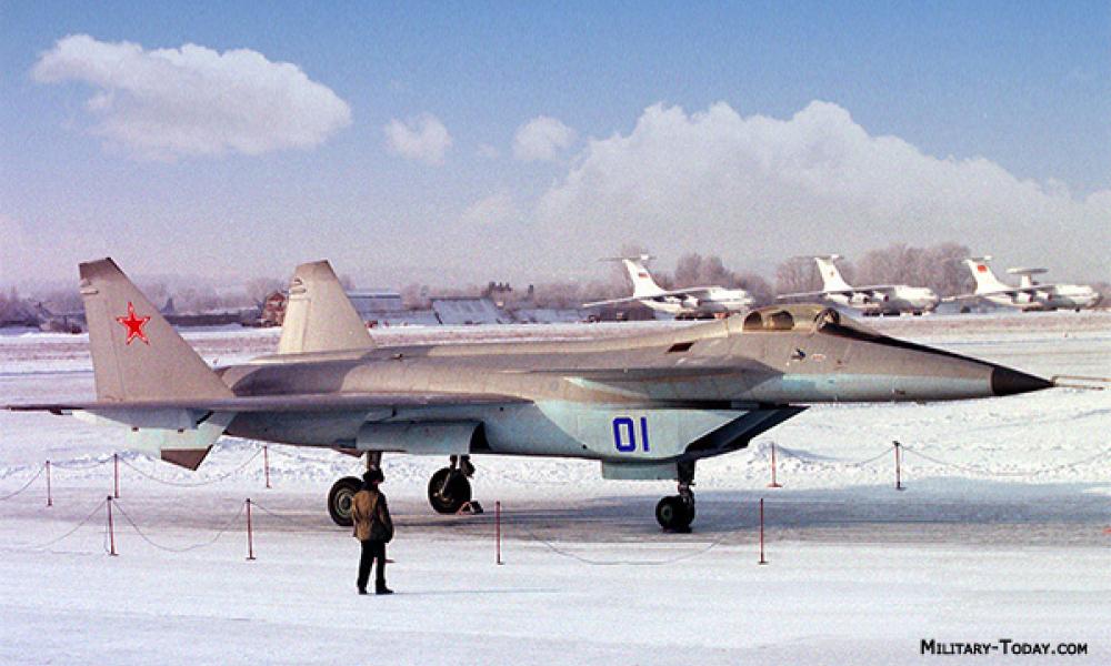 Mikoyan MiG 1.42 (1.44) MFI