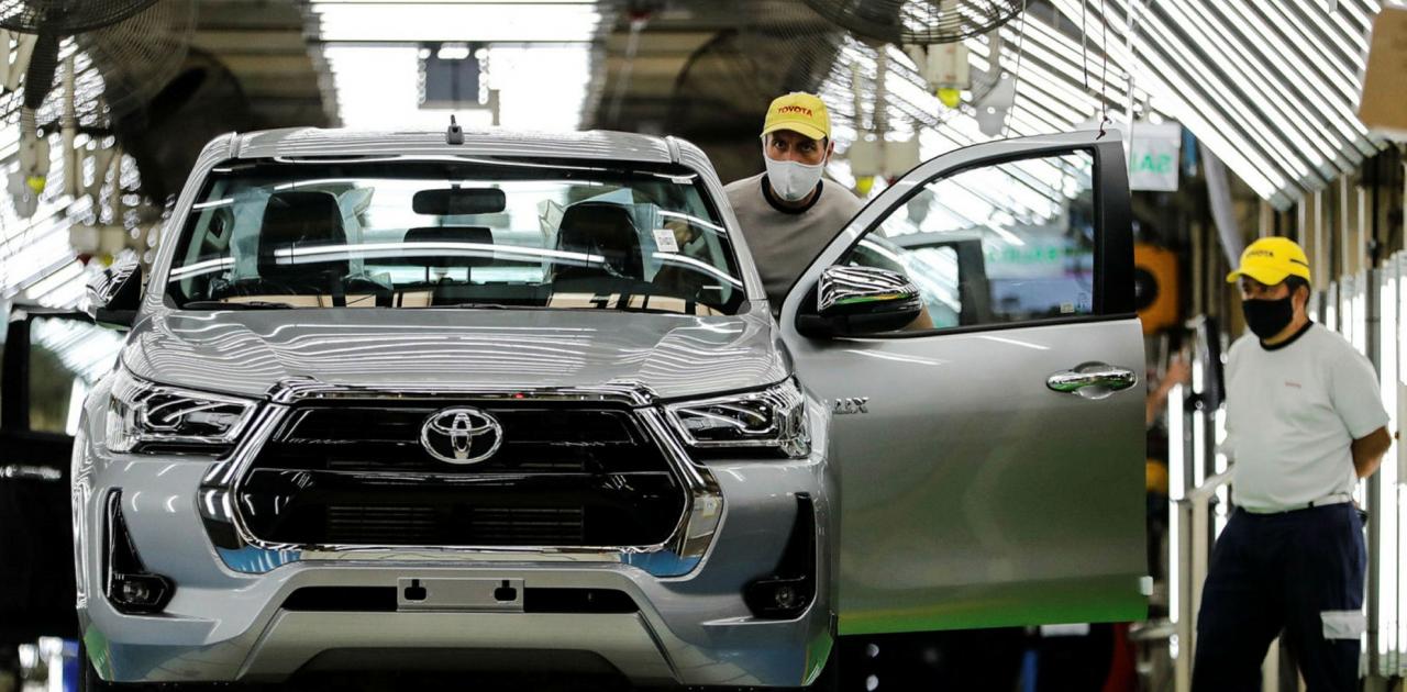 Toyota Shuts Down Production In Japan! What Does That Mean? | Pentapostagma