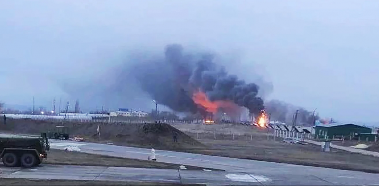 Russian Kinzhal hypersonic F-16 simulators have been destroyed at a Ukrainian airbase!  Aim, young Ukrainian pilots!