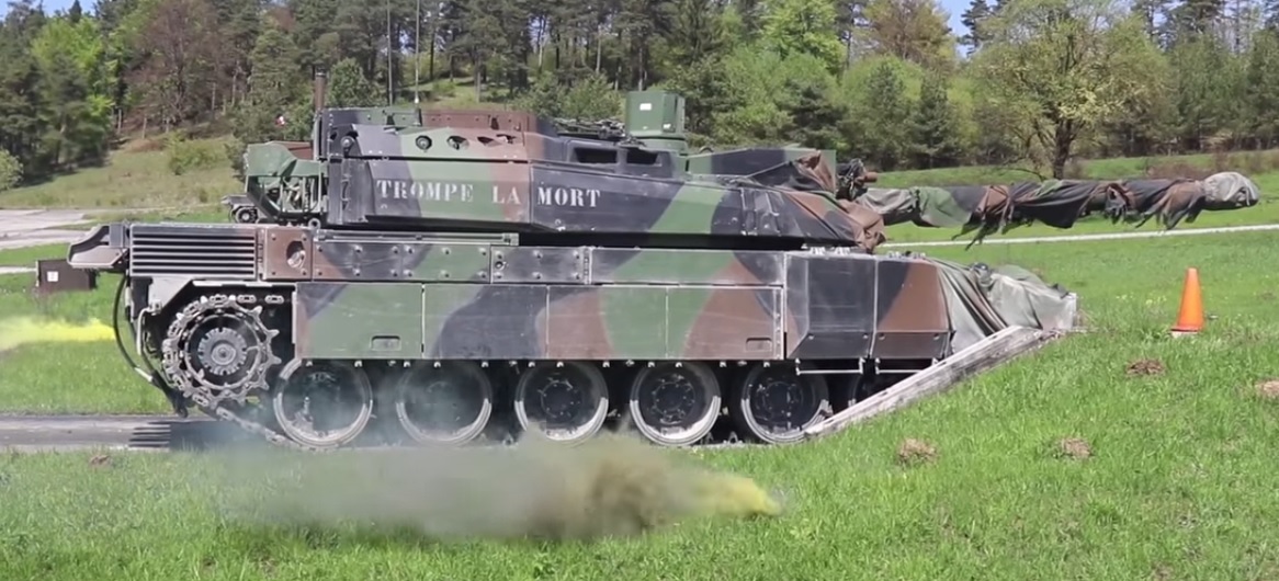modern french military tanks